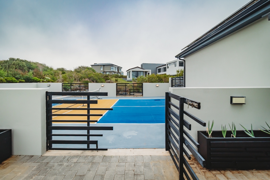 5 Bedroom Property for Sale in The Brink Eco Estate Western Cape